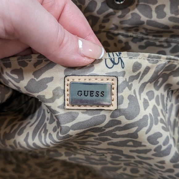 Like-New Guess Logo White Vegan Leather Shoulder Tote with Tan Handle and Trim - Picture 6 of 8